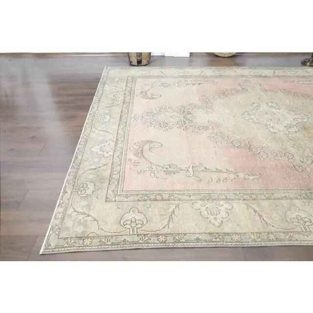 1970s Vintage Persian Handmade Wool Pink Area Rug 294x376