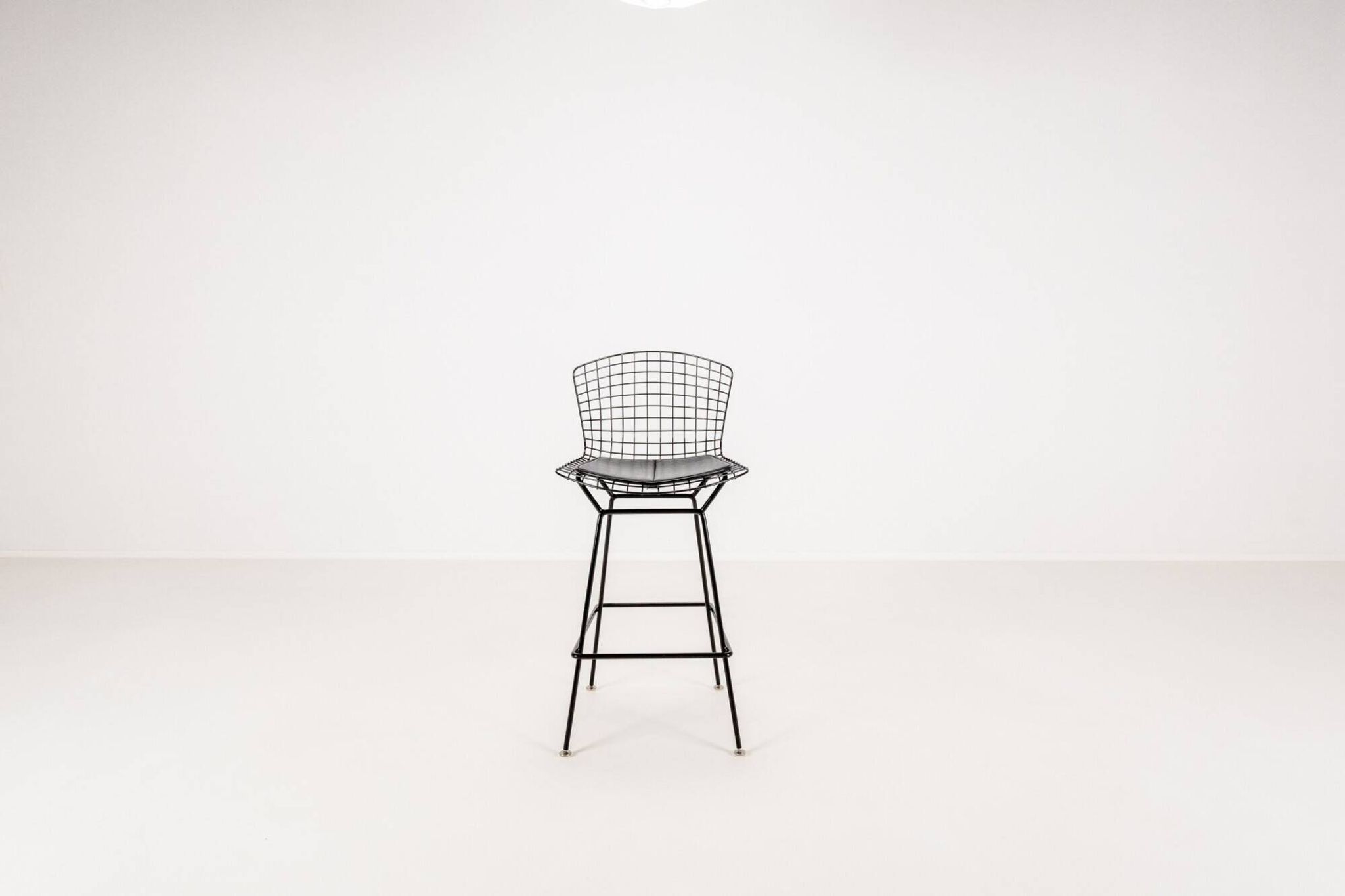 Set of 4 barstools by Harry Bertoia for Knoll, 1980