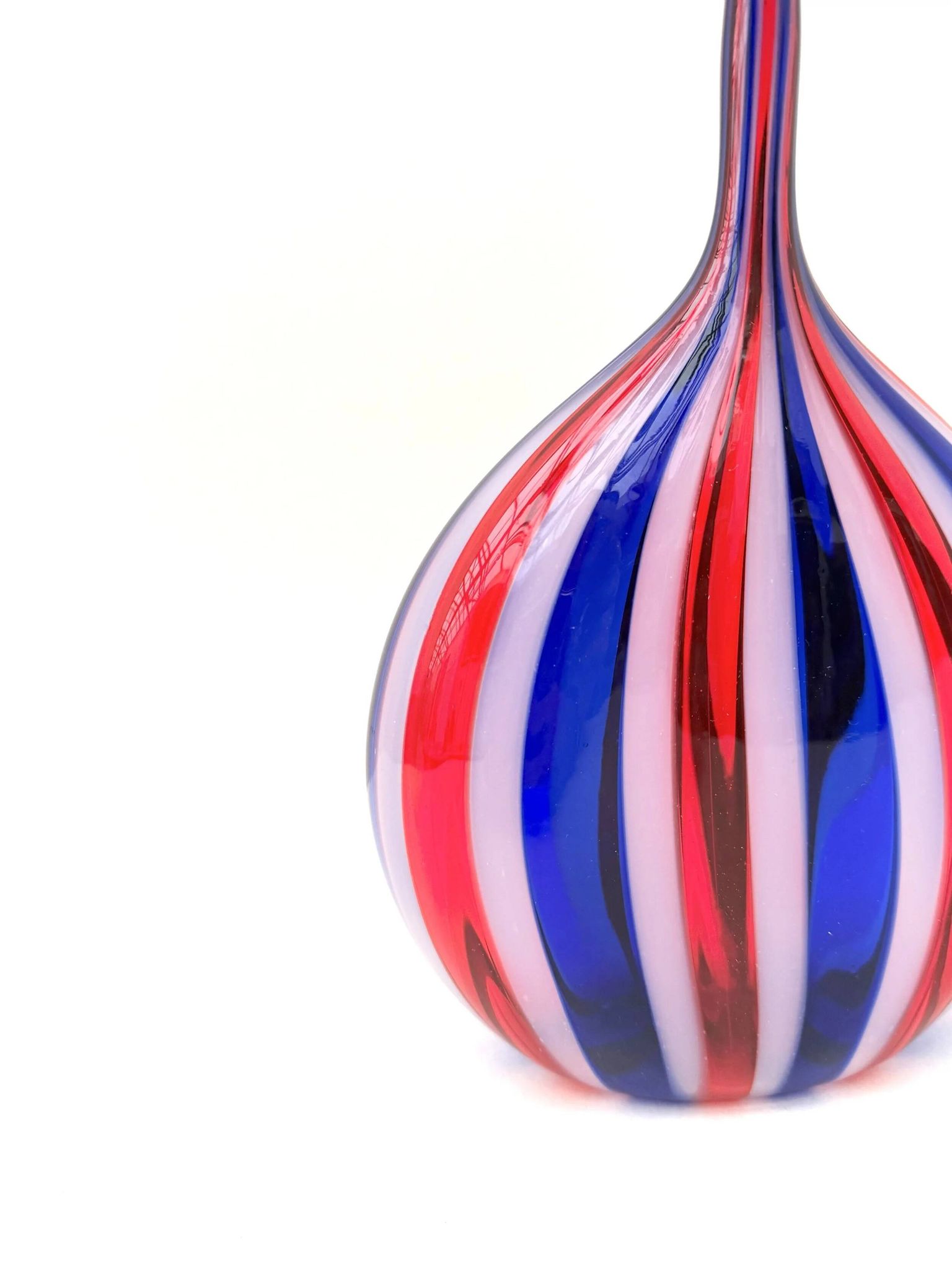 Vase de Murano en verre soufflé multicolore, Italie 1970