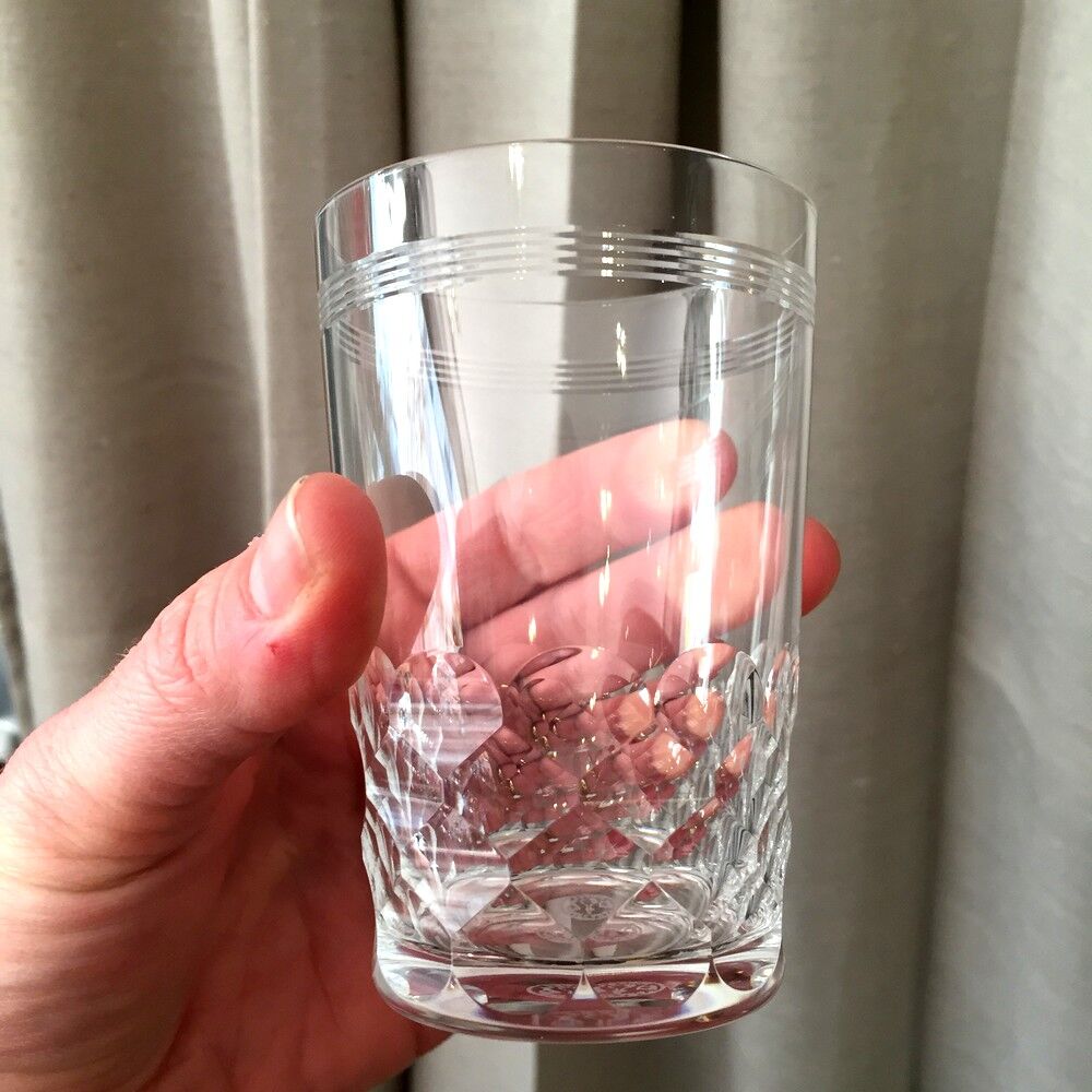 Suite de 5 gobelets en cristal de baccarat modele chauny