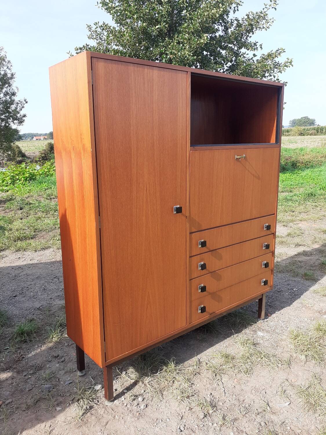 Meuble secrétaire style scandinave