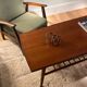 Table basse scandinave vintage en teck avec étagère "Ingrid"
