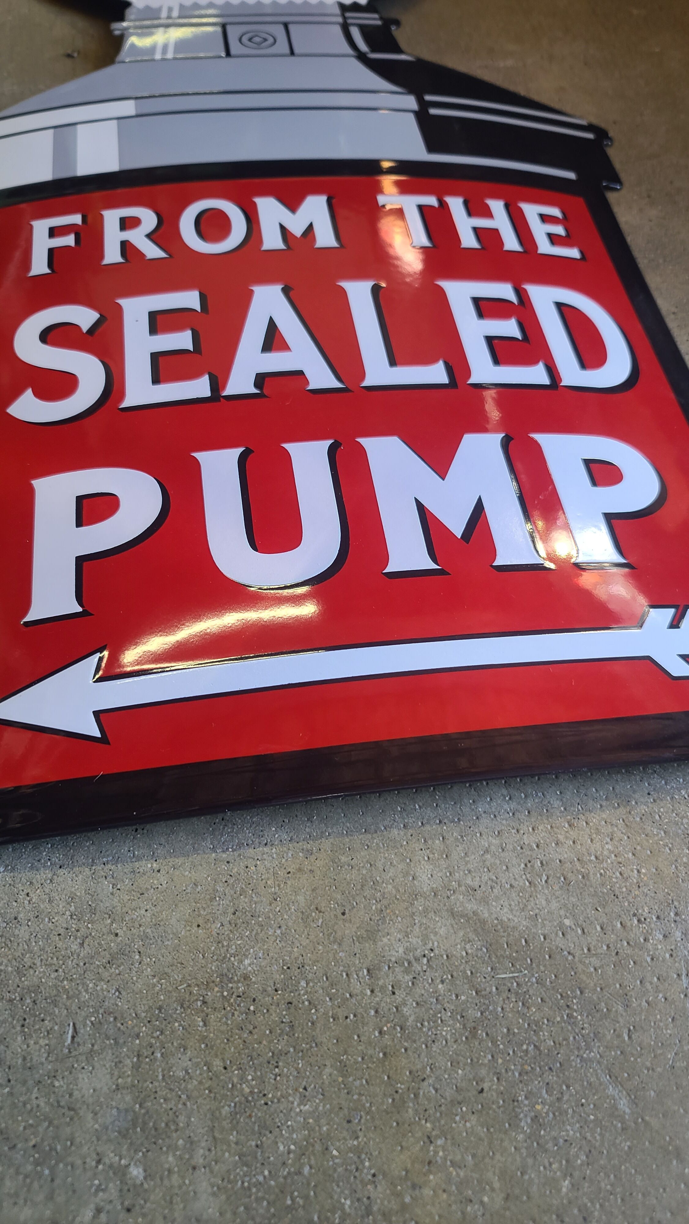 Shell enamelled plate