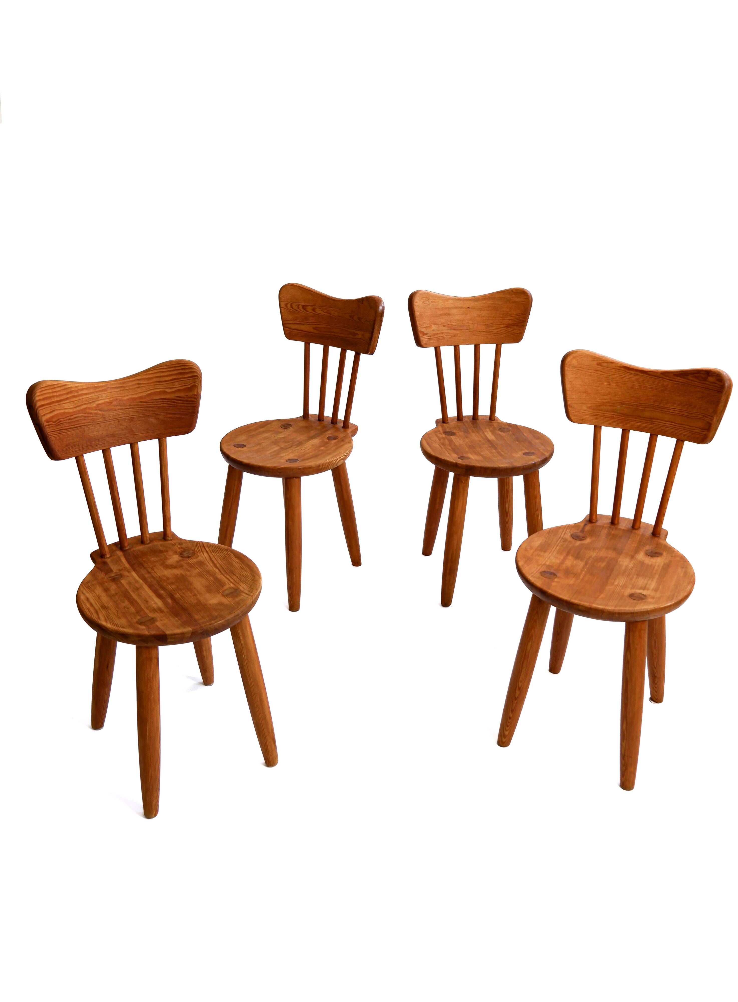 Set of 4 pine chairs by Torsten Claesson, Sweden circa 1950
