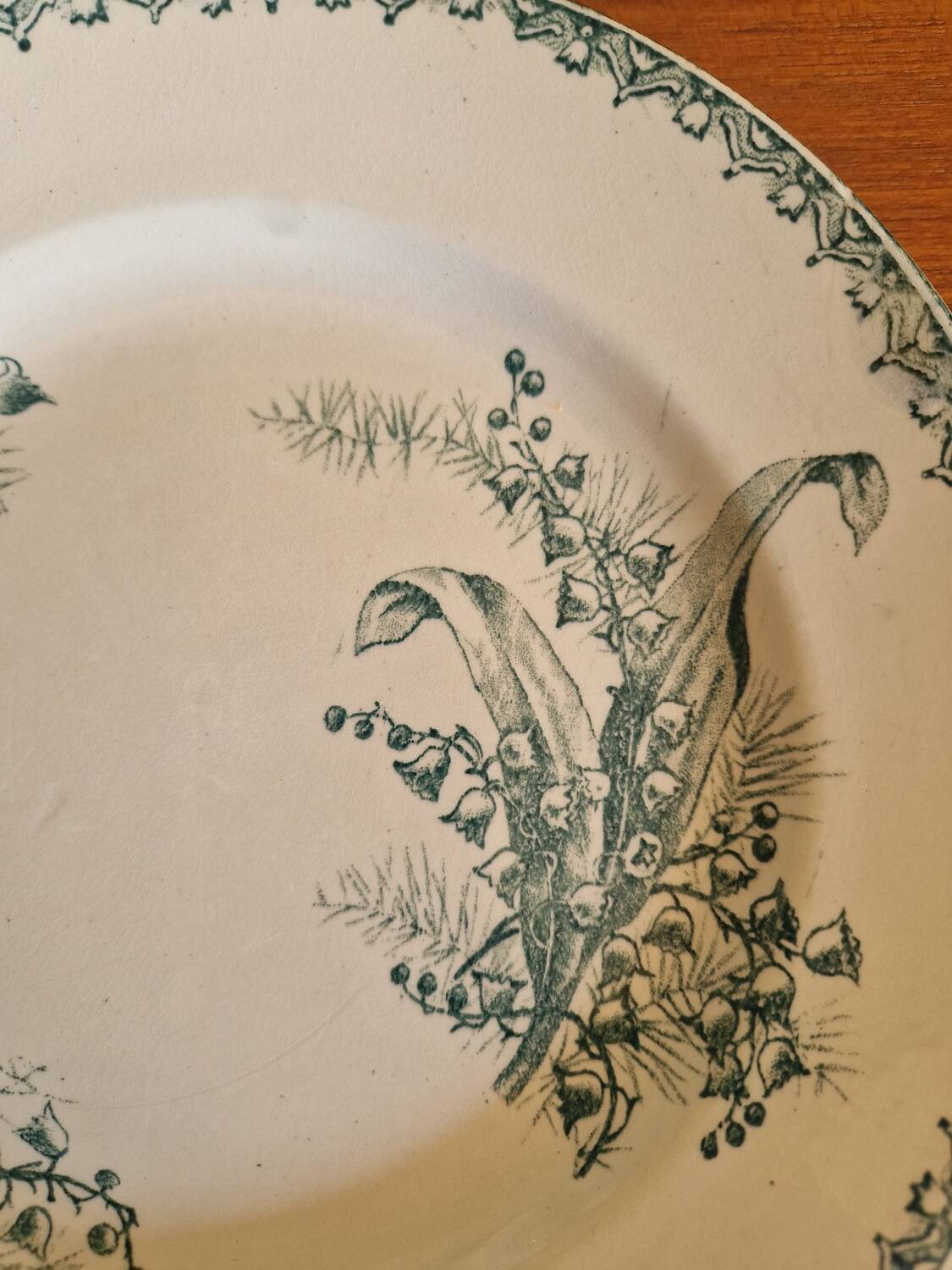 Set of 5 Saint Amandinoise Muguet Plates