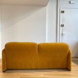 Maralunga Cassina by Vico Magistretti (Fox fabric) 2024