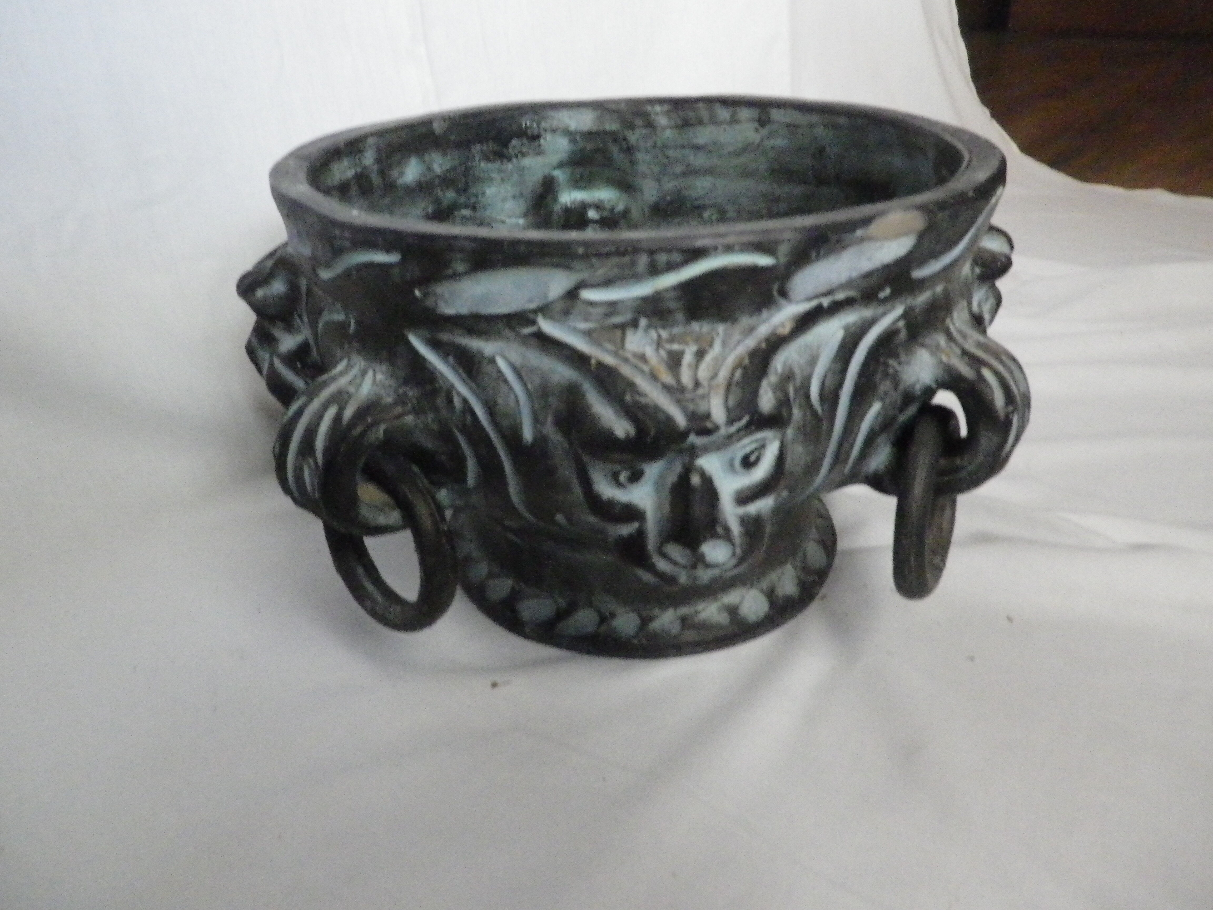 Iberia ceramic pot cover