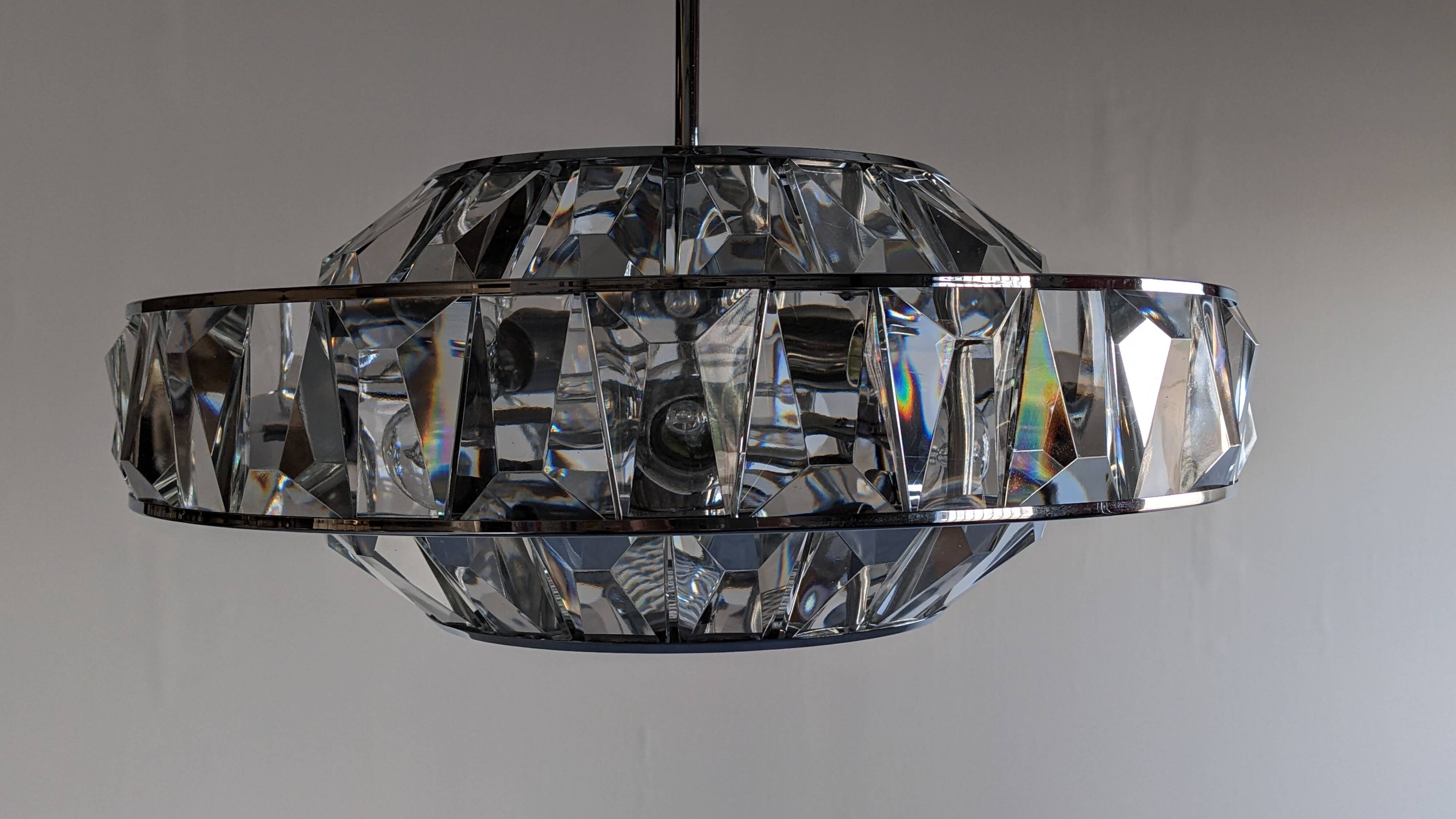 Lustre soucoupe en cristal par Kinkeldey, Autriche vers 1970