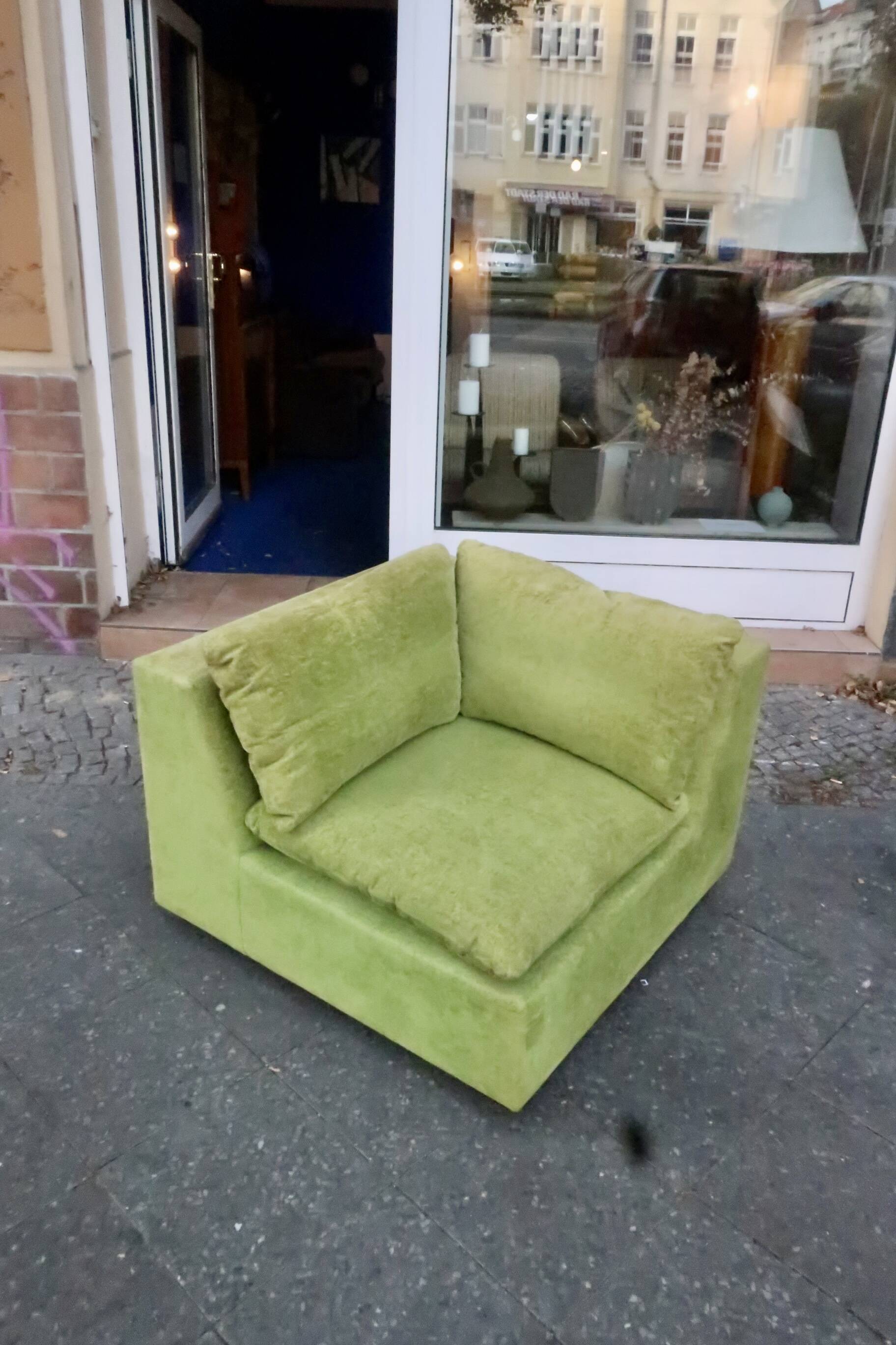 pair of armchairs from the 70s