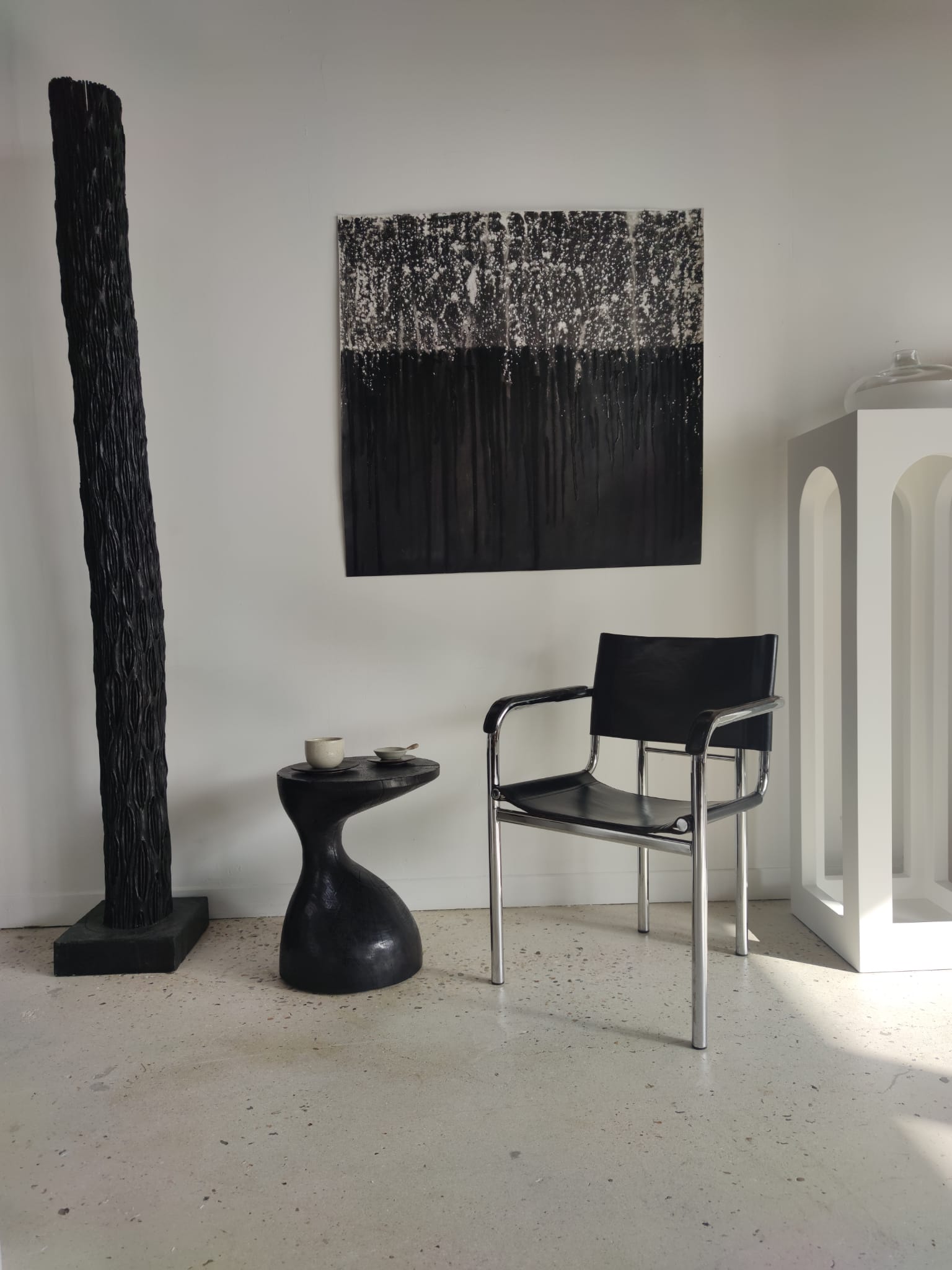 Sofa end in solid wood monoxyl organic shape black color