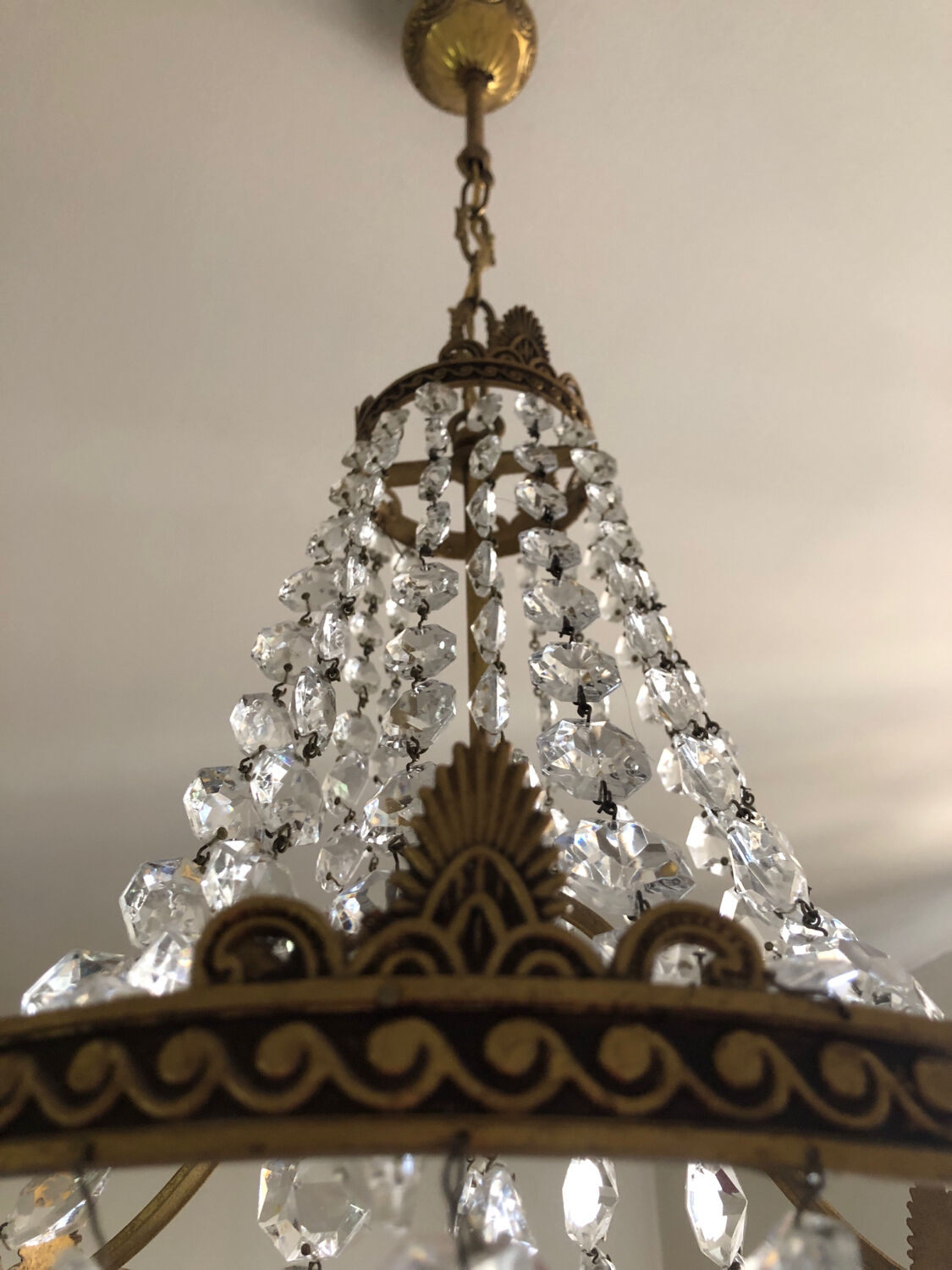 Hot air balloon suspension