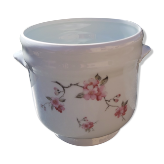 Limoges porcelain pot cache