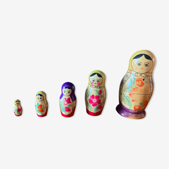 Russian dolls 5 Matryoshkas stamped USSR