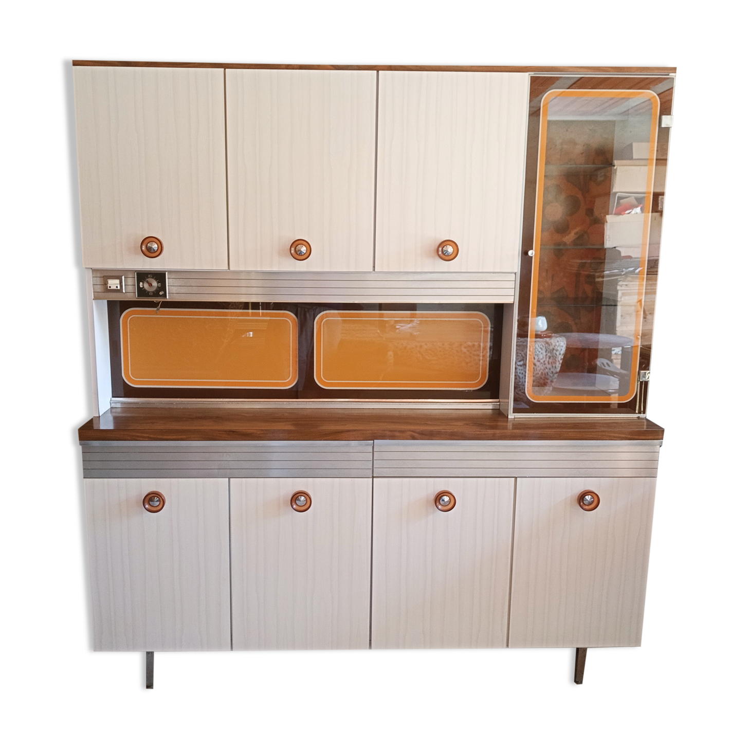 Formica buffet
