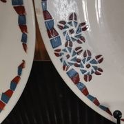 4 assiettes plates en terre de fer modèle OKAN de Longchamp