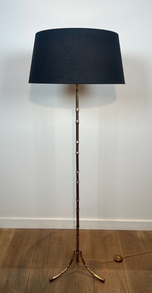 Lampadaire de parquet en bronze façon faux-bambou de la Maison Baguès