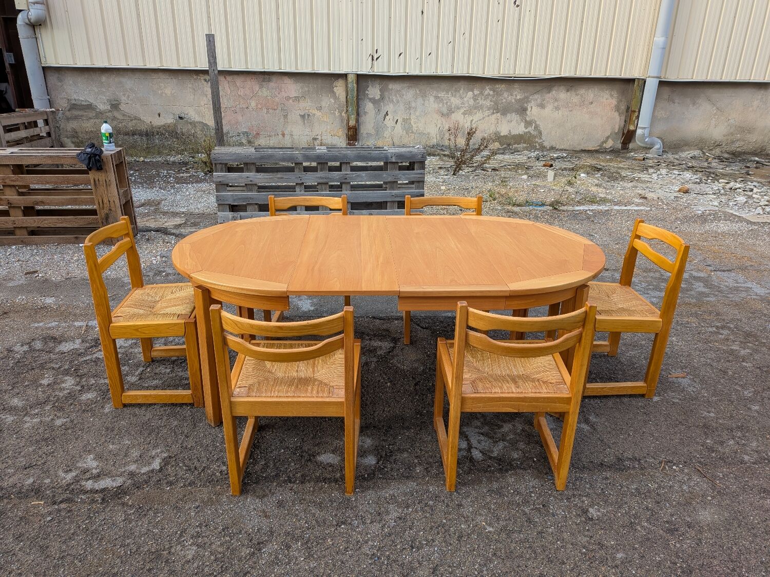 Dining table in elm from 1980