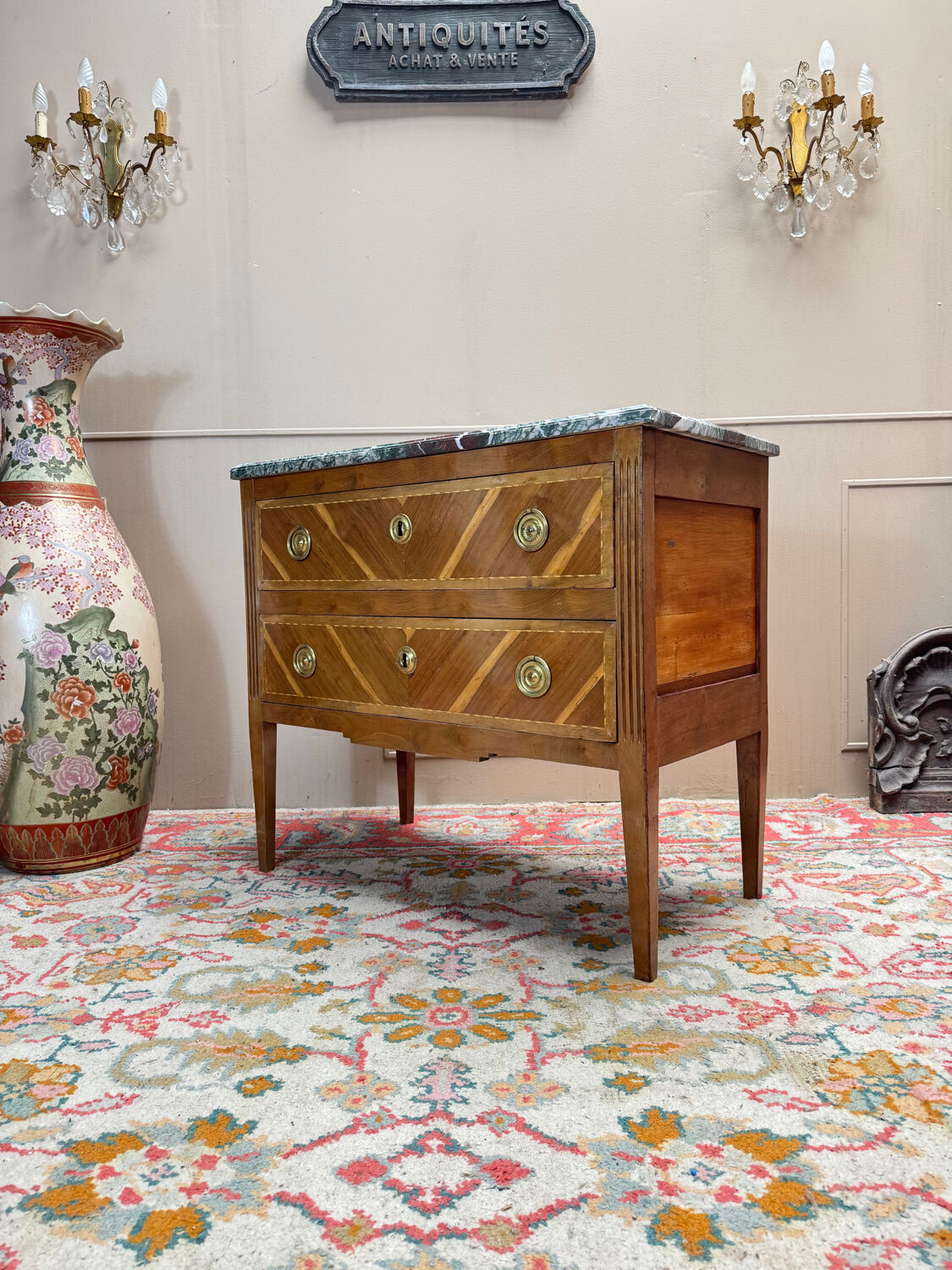 Louis XVI style commode in natural wood and marquetry, 19th century