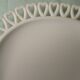 Plat en opaline blanche