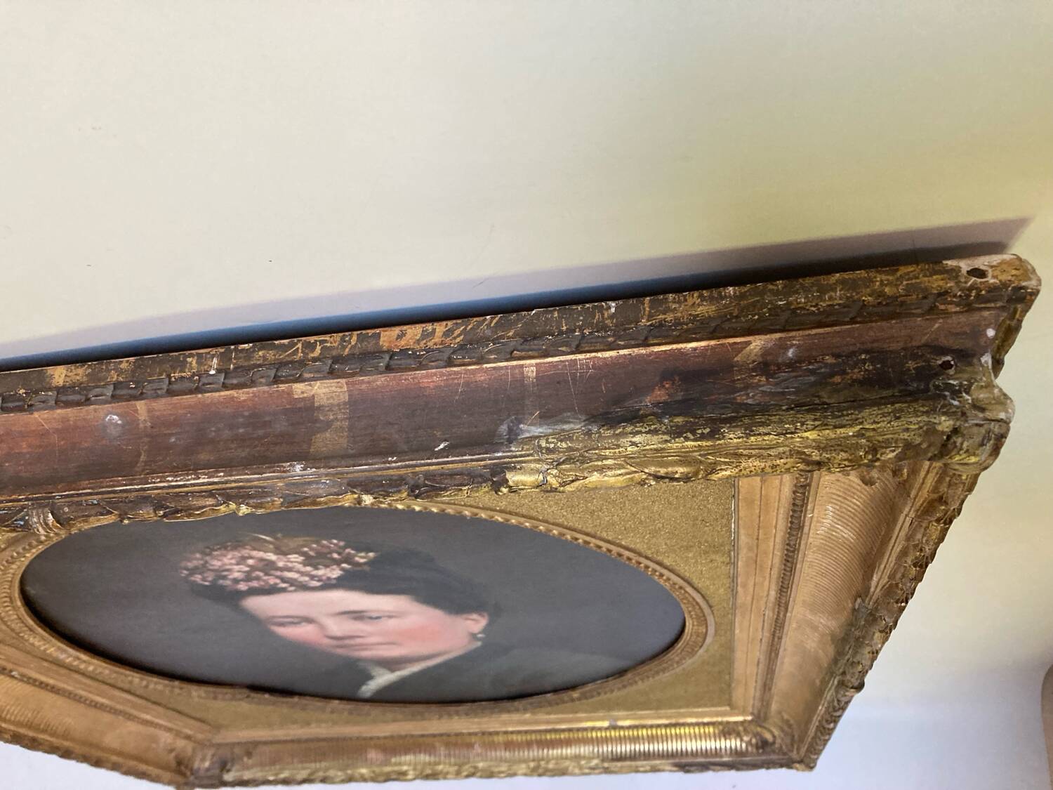 Portrait of a woman from the 19th century.