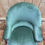 Napoleon III period crapaud armchair in green velvet.
