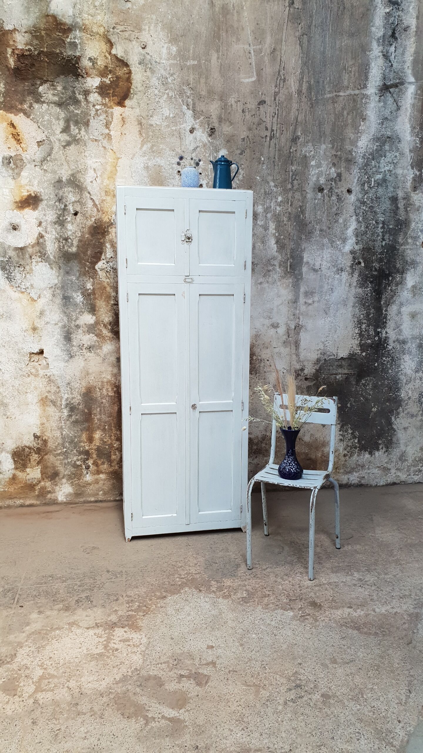 Vintage Parisian wardrobe