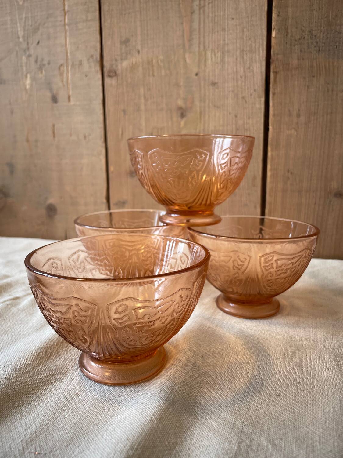 4 vintage pink glass bowls 1930-40