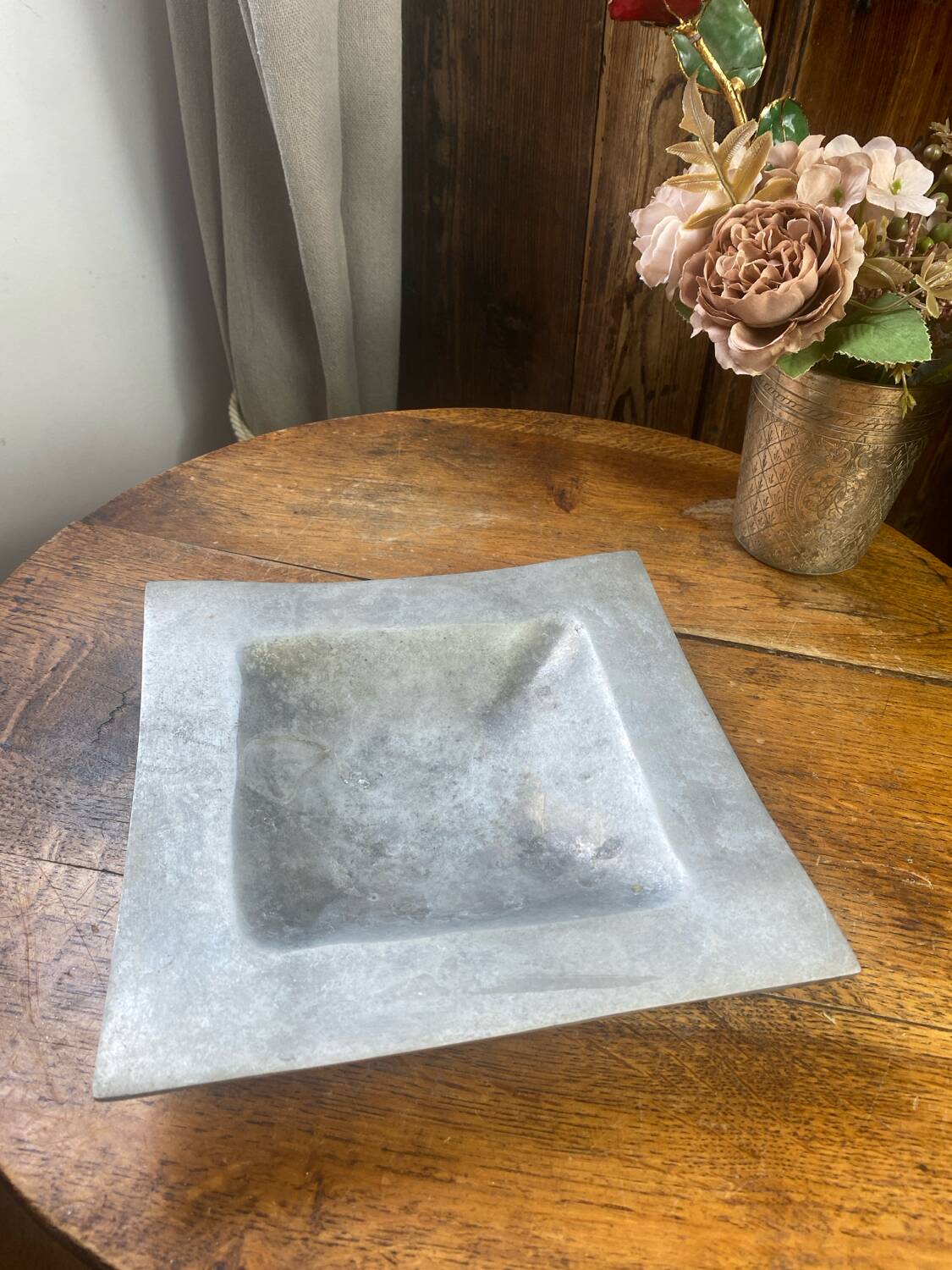 Tray, aluminium ashtray