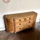 Buffet anglais demi-lune, 2 portes et 4 tiroirs en bois clair, 1930