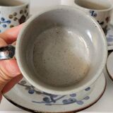 4 tasses et soucoupes en grès émaillé