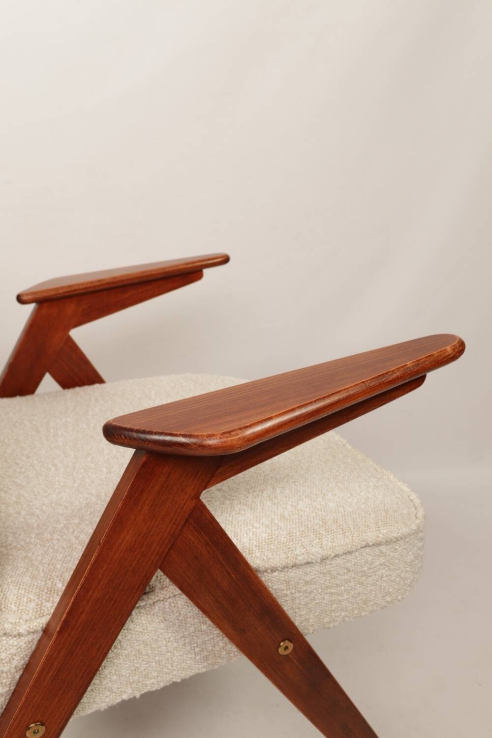 Scandinavian armchair in wood and ecru fabric by Józef Chierowski