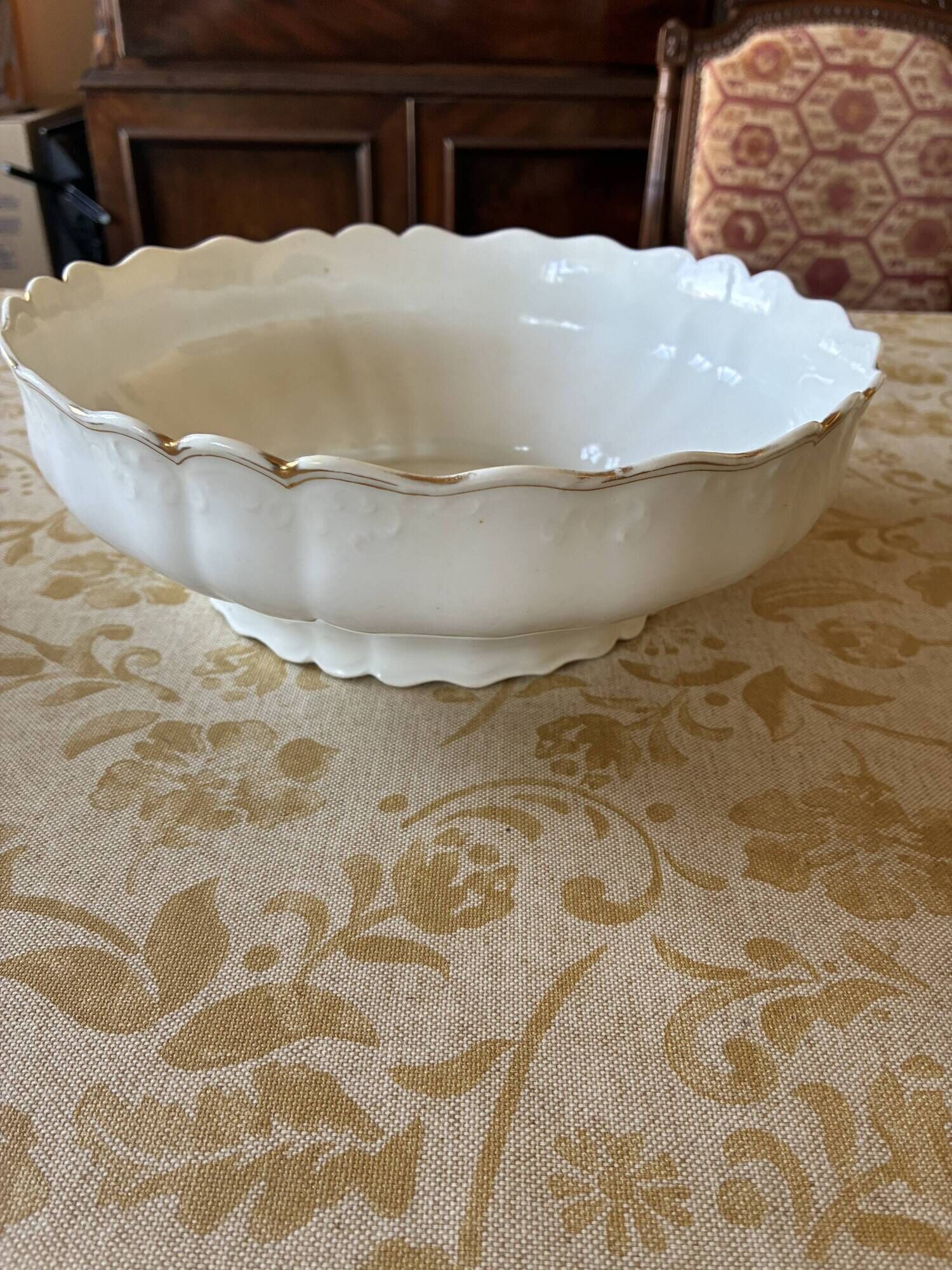 Service ancien de table en porcelaine de Limoges