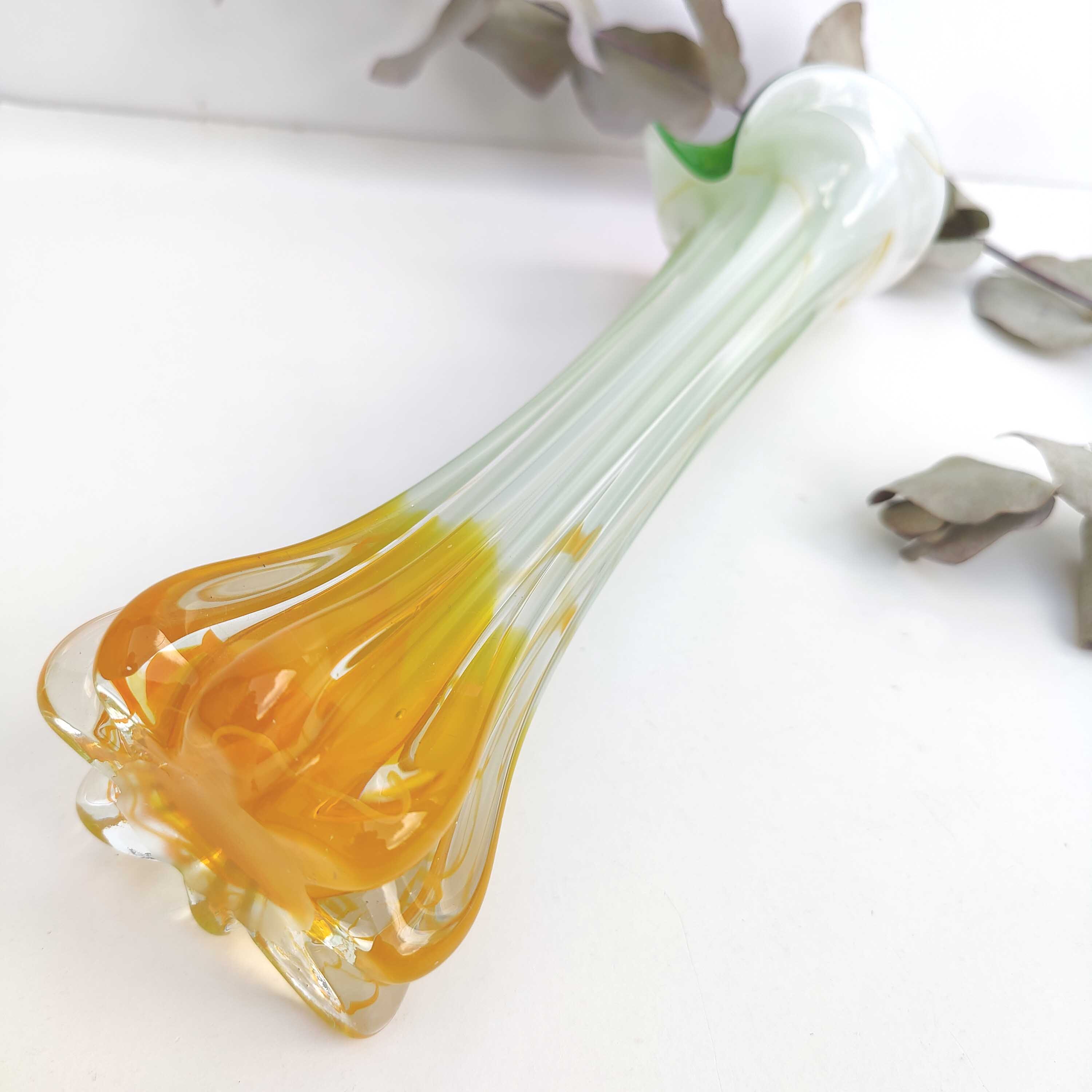 Soliflore vase in blown glass shape green and orange flower