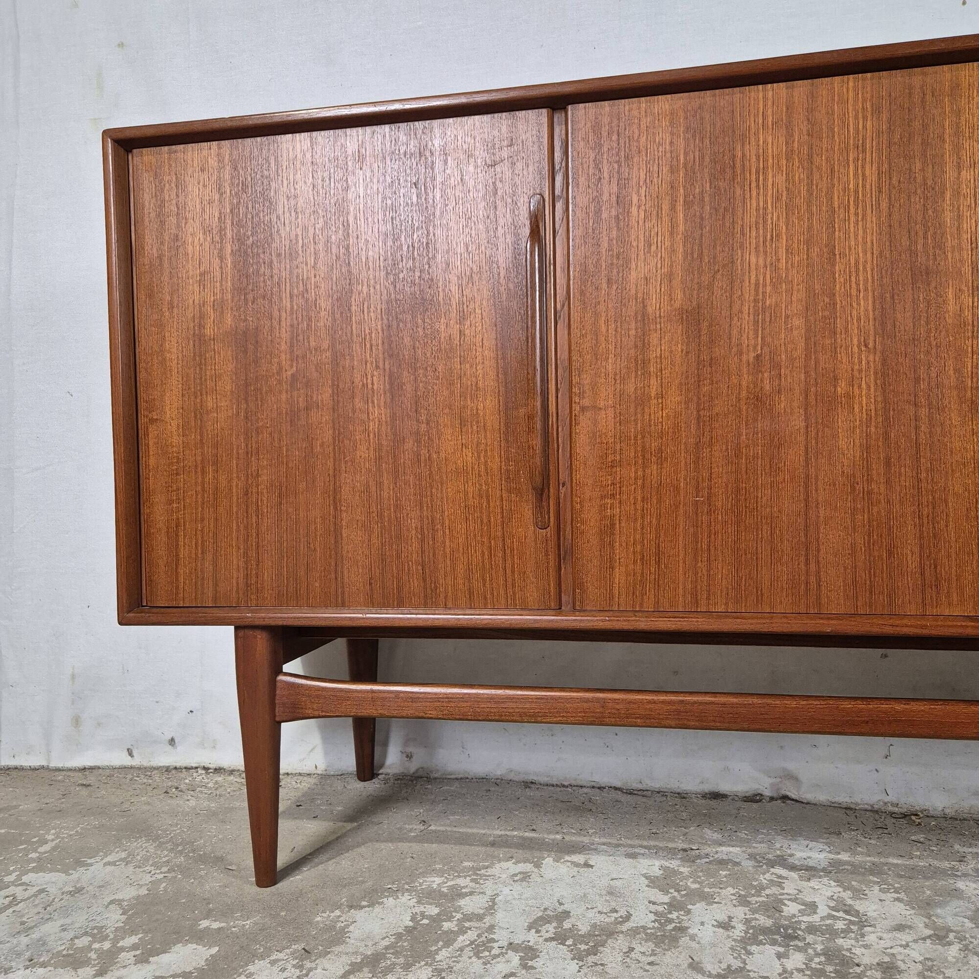 Heinrich Riestenpatt German design vintage sideboard from the 60s