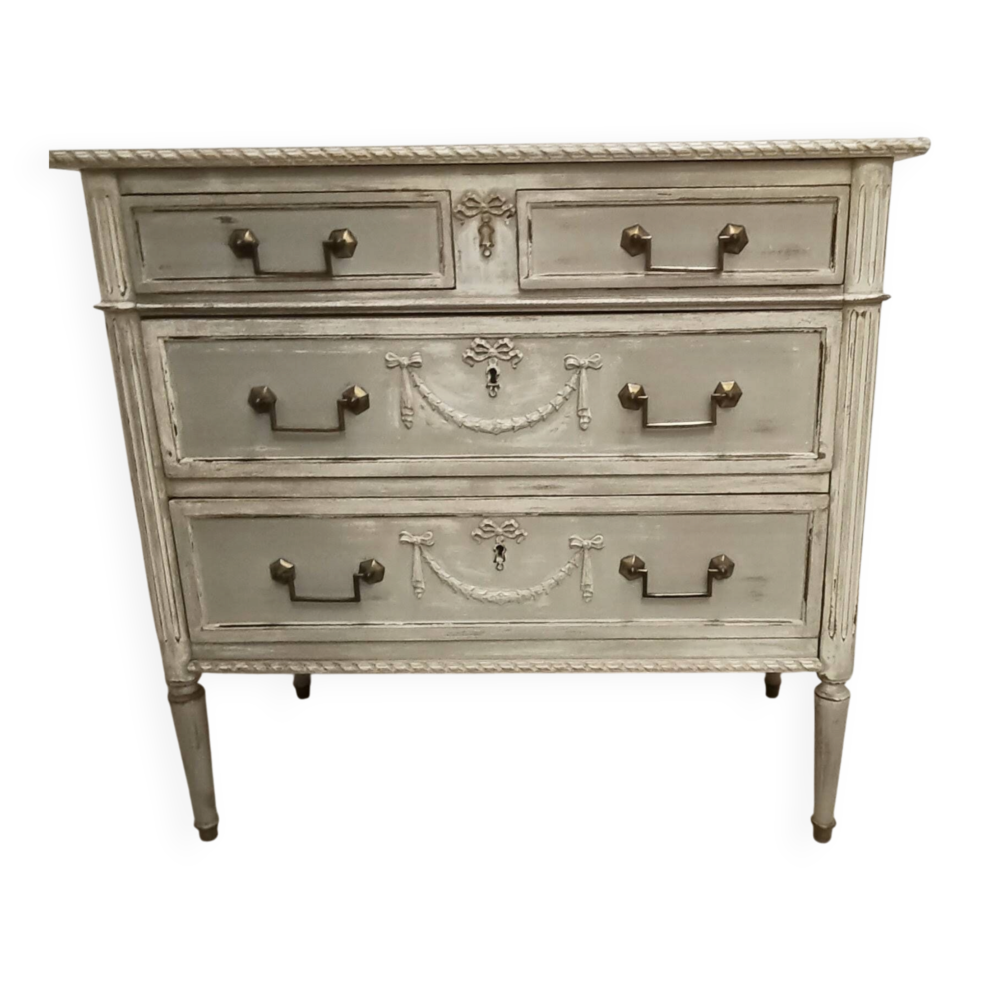 Commode style louis 16 ferrures origine