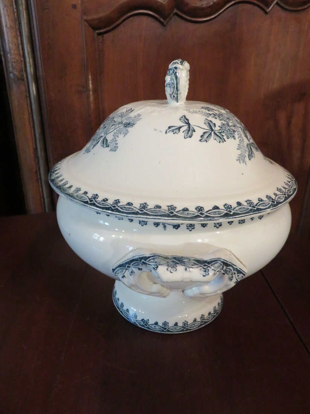 Soup tureen Terre de Fer