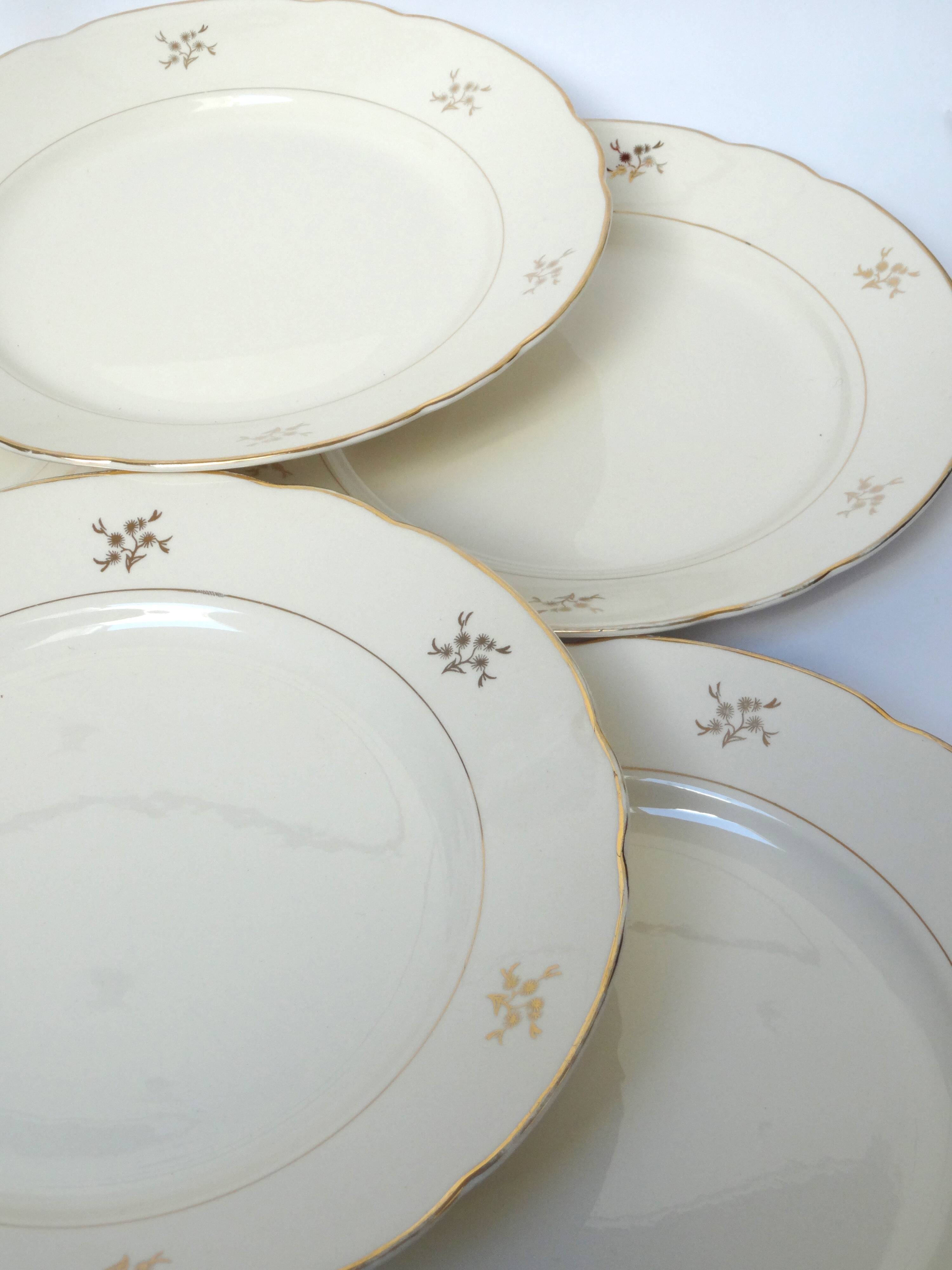 6 Villeroy & Boch flat plates
