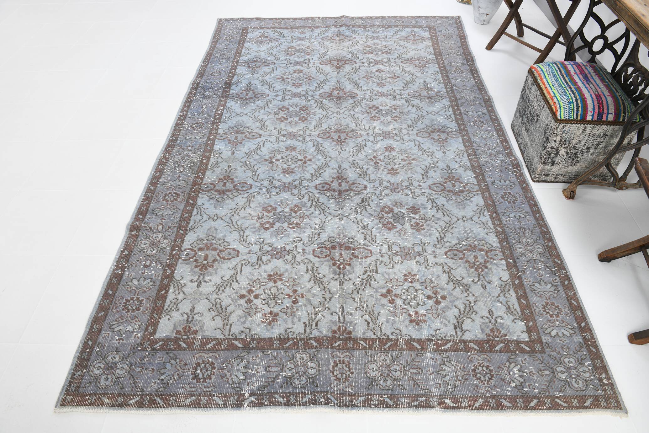 6x10 Rug For Living Room Bordered Blue Turkish Vintage Area Rug, 184x301Cm SK 1512