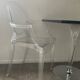 Ensemble Philippe Starck Kartell table à manger Top Top et 2 fauteuils Louis Ghost