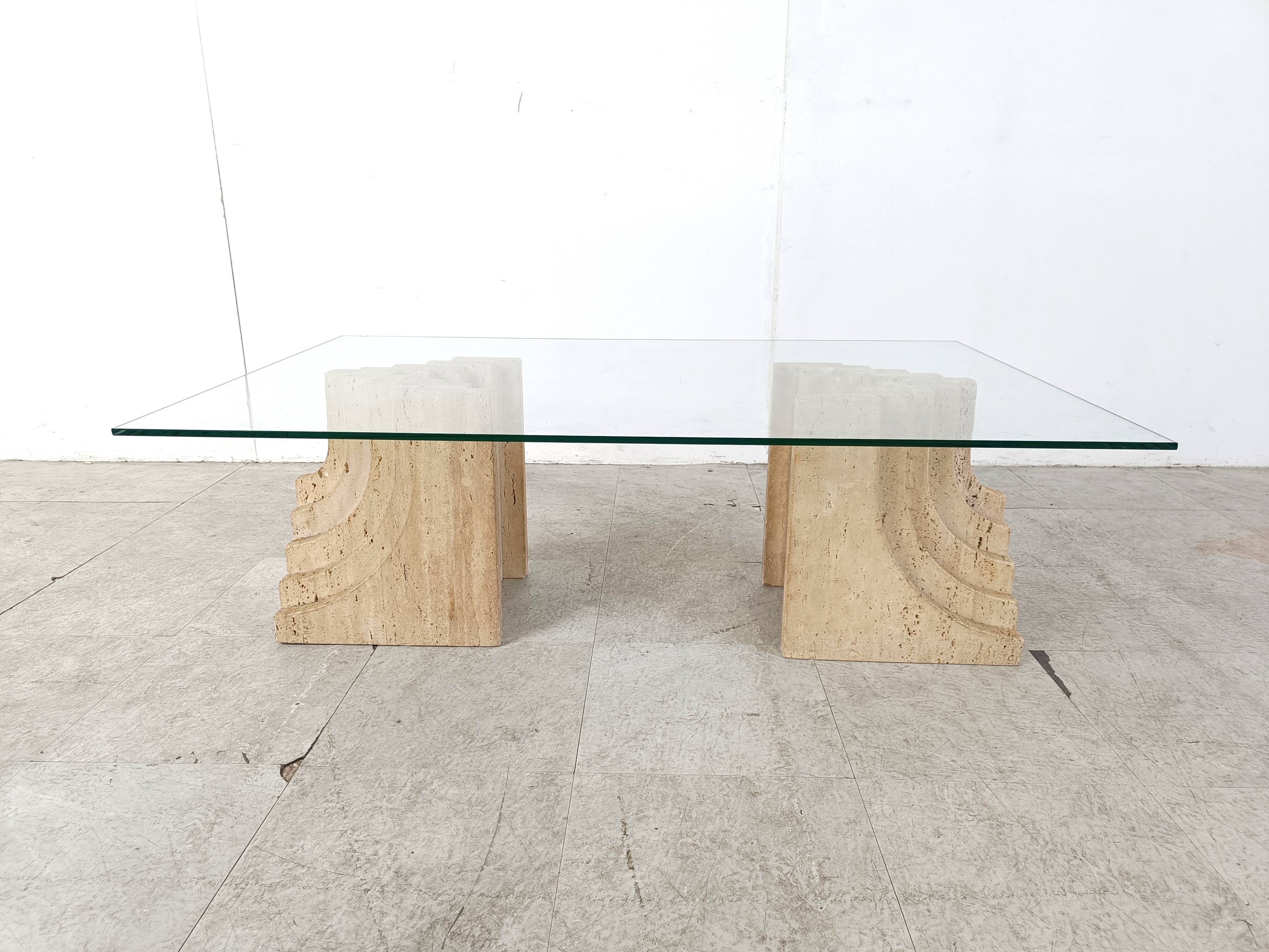 Table basse vintage en travertin Italie, 1970
