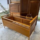 Rattan bed