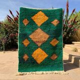 Pure wool rug, size 150 x 250 cm