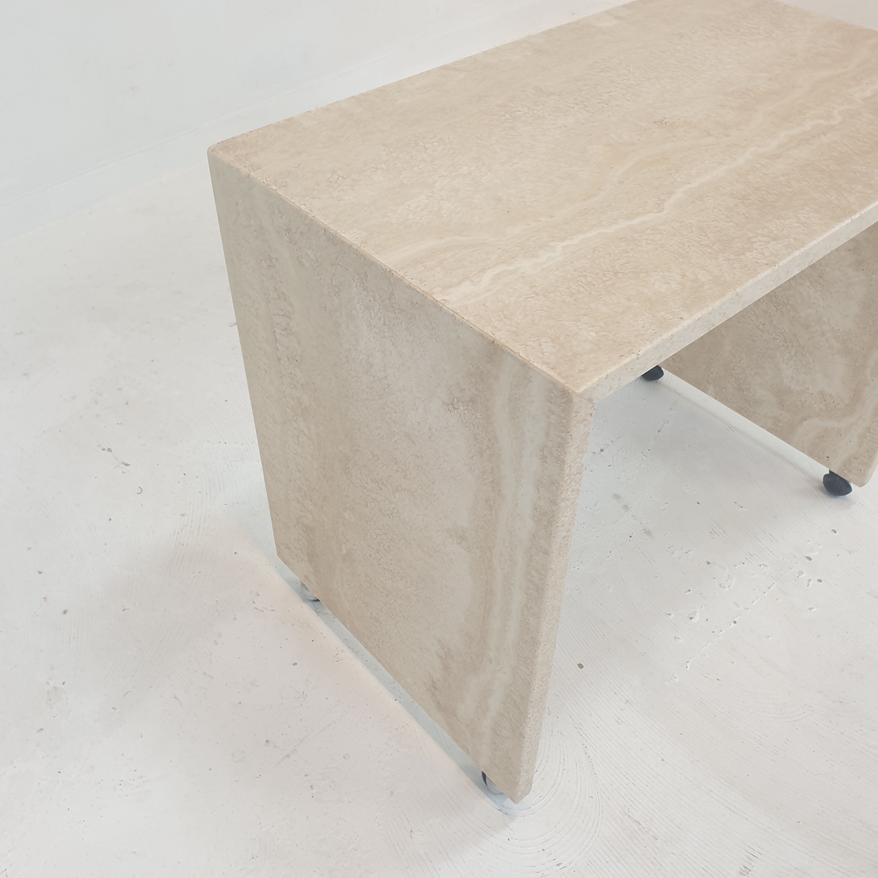 Set of 3 Italian Travertine Nesting Tables, 1980s