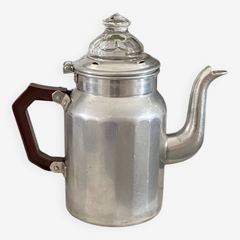 Aluminum coffee maker with glass cap