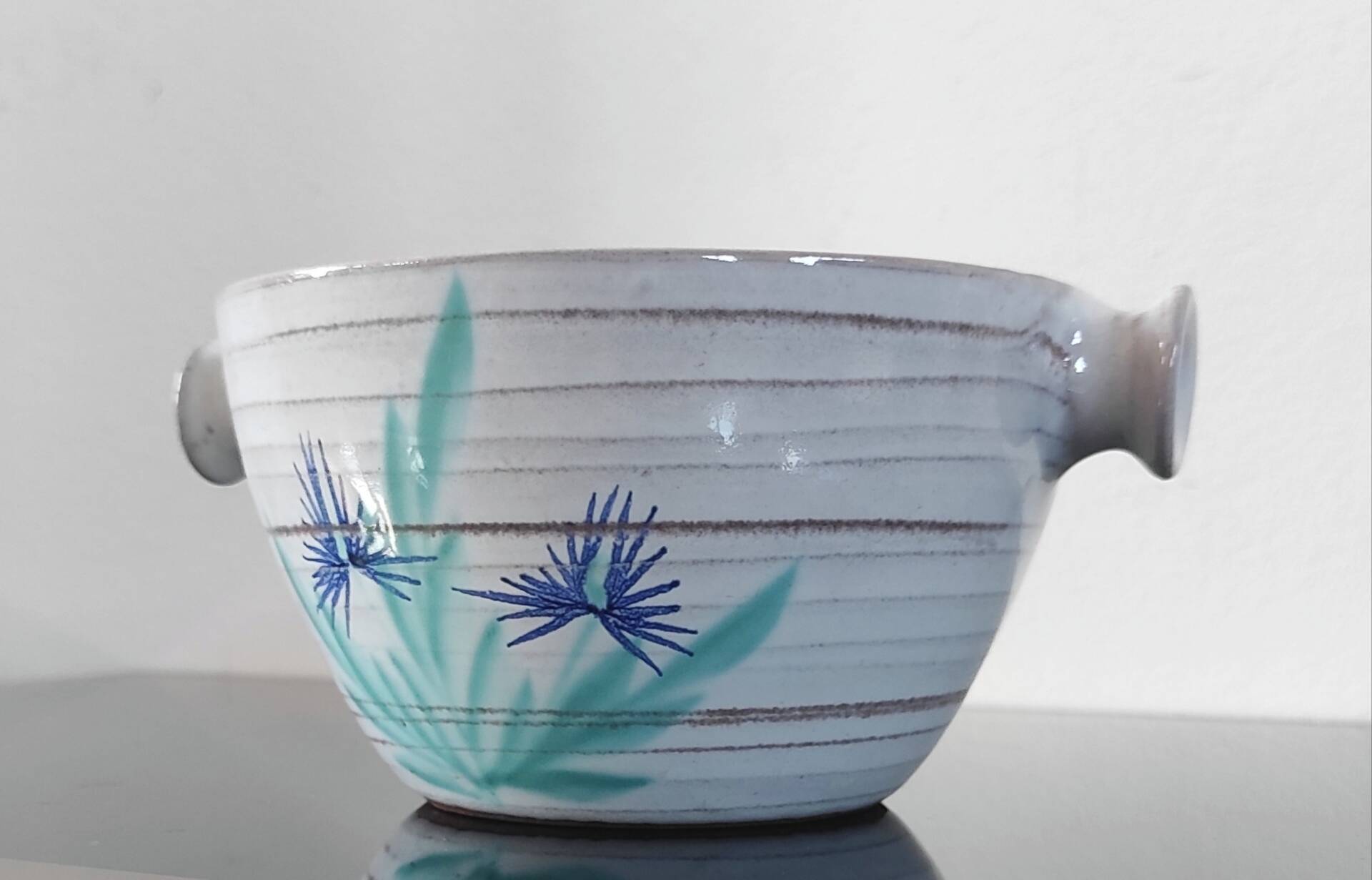 Earthenware bowl with handles in handmade ceramic