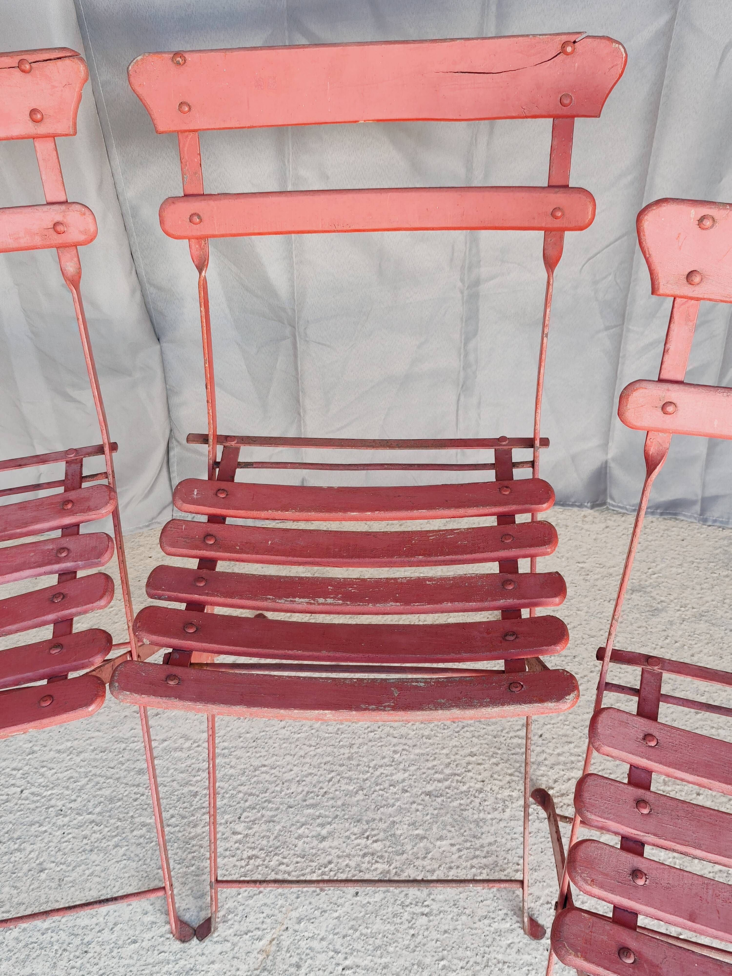 Set of 4 vintage folding garden chairs