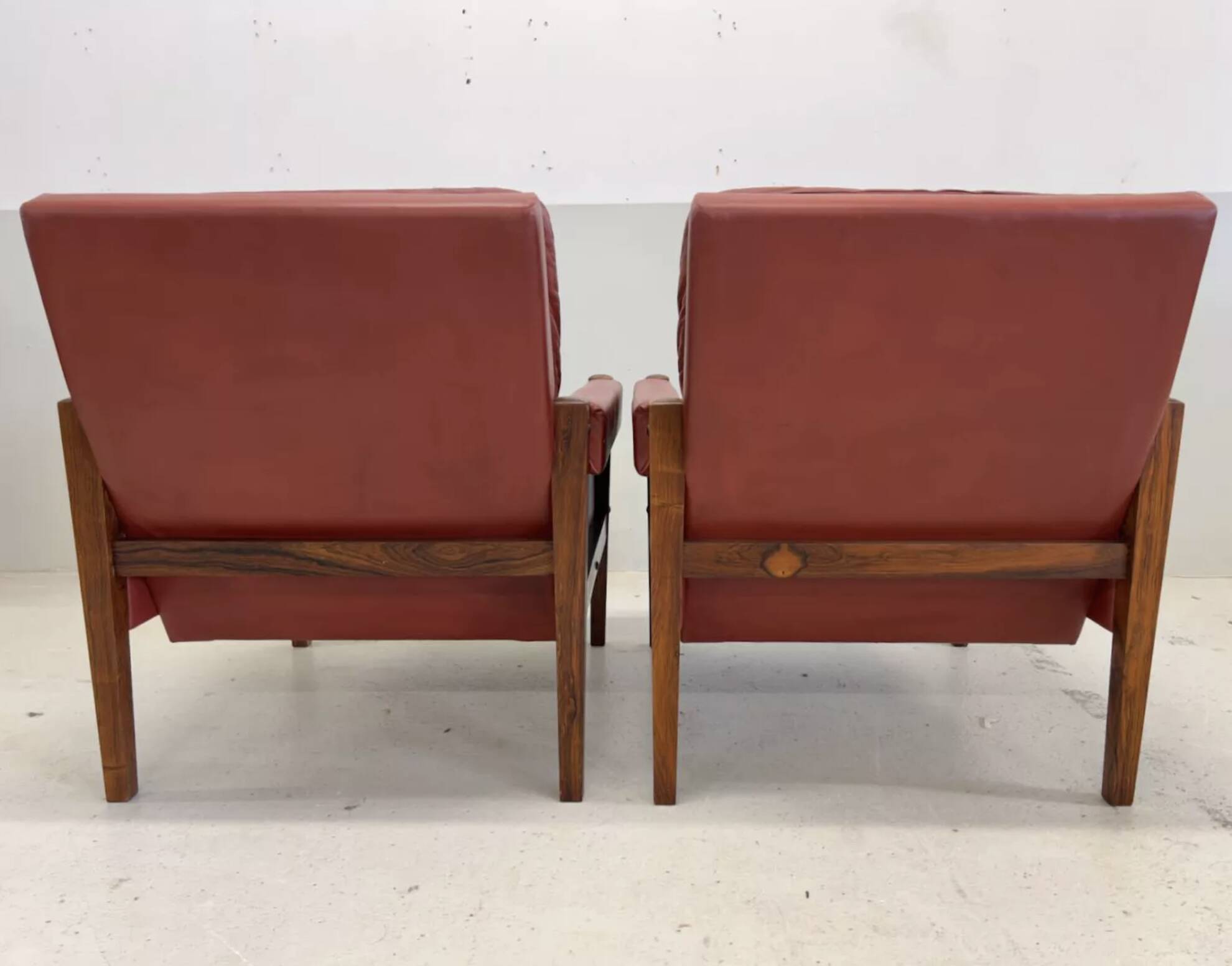 Vintage Danish Lounge Chairs In Rosewood And Leather. 1960s. 5