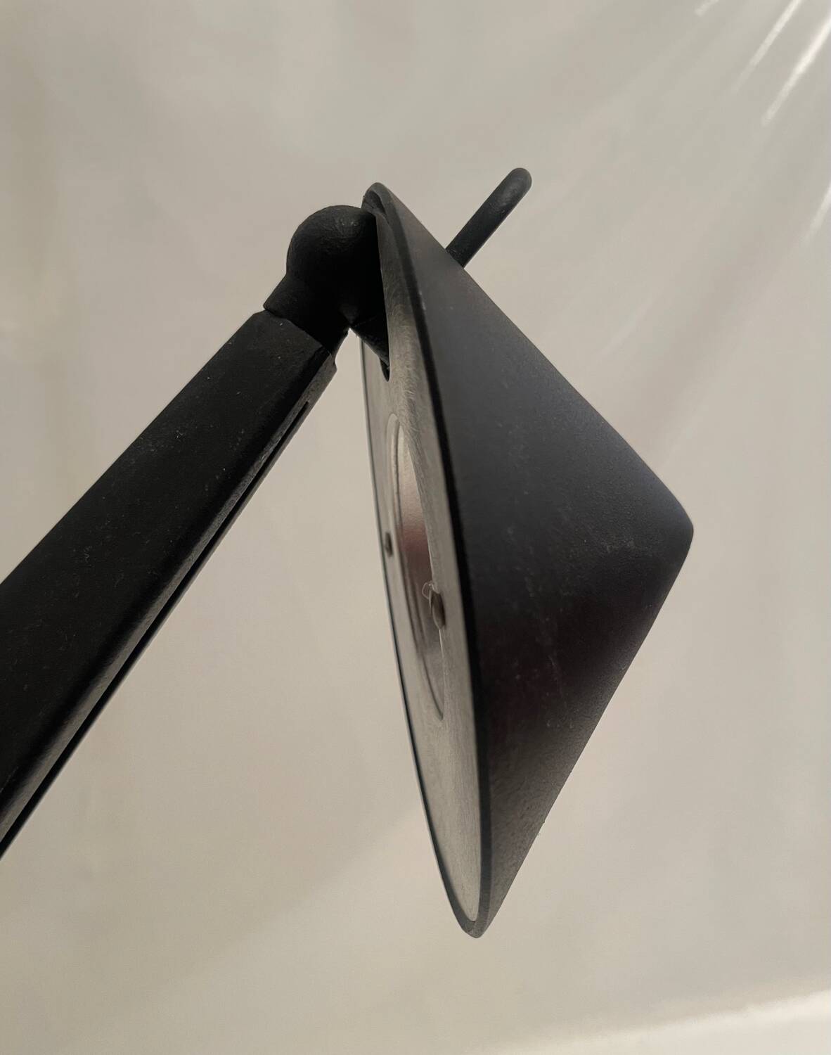 Toucan desk lamp, Patrice Bonneau for Genexco