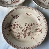 Trio of Onnaing plates with bindweed motif