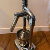 Designer lever citrus press
